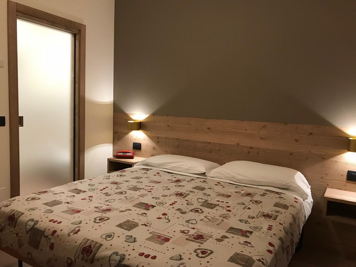 בורמיו Hotel Piccolo Mondo מראה חיצוני תמונה